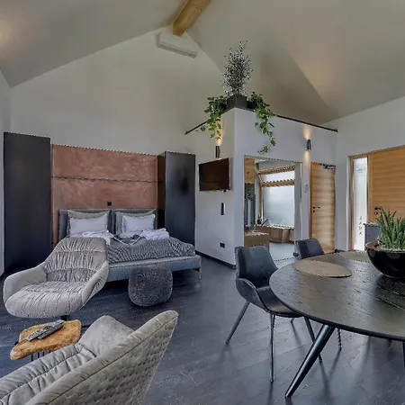 シャレー Romantik *